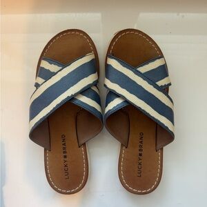 Lucky Brand Women's Blue and White Sandals, size 6.5 women’s
